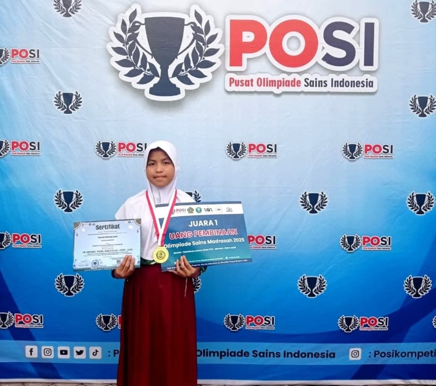 Foto Prestasi: Juara 1 Olimpiade Sains Madrasah 2025